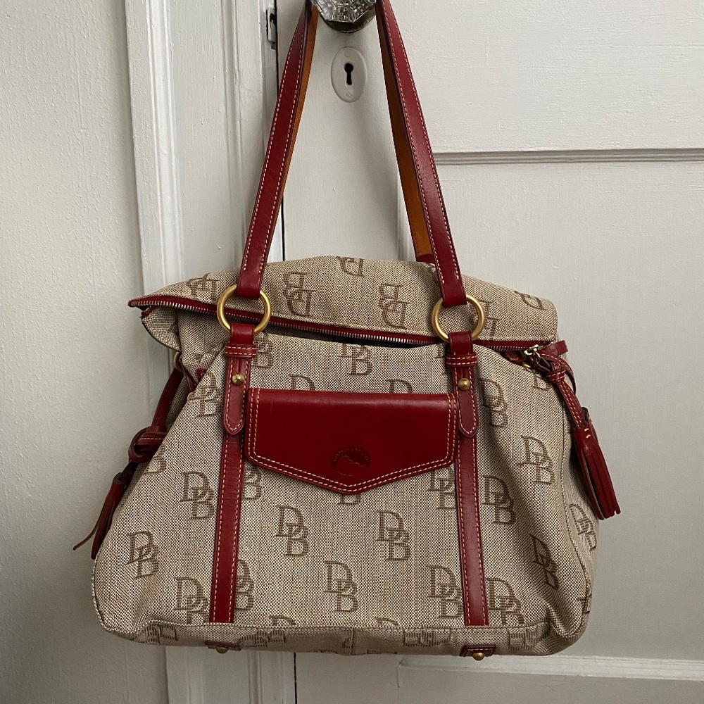 Dooney & Bourke